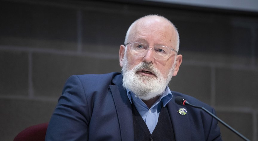 Тимерманс за прехода от въглища: Никой няма да бъде изоставен и забравен