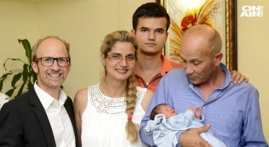 Аеро българчето вече е с акт за раждане