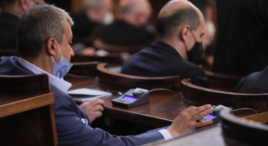 Депутатите обсъждат окончателните промени в Изборния кодекс