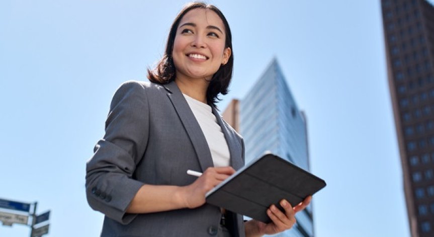 Бързи заеми - могат ли да бъдат полезни и за какво ги използват жените?