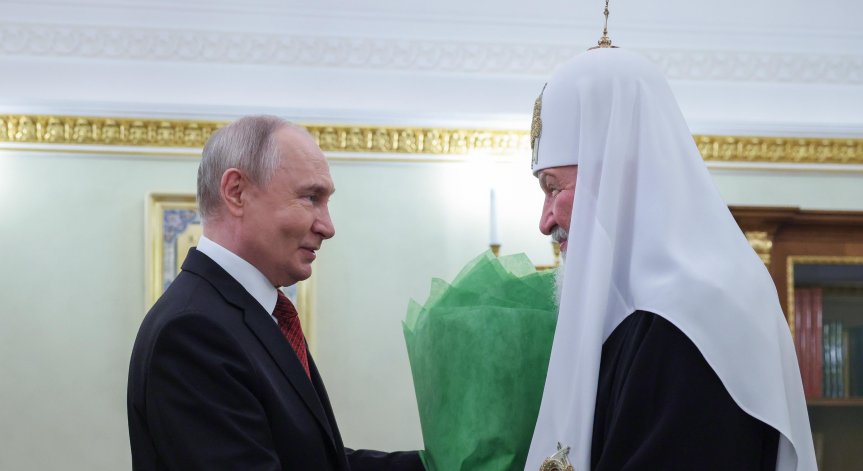 Патриарх Кирил се помоли за Путин: Бог да му даде сила и мъдрост за управлението на Русия