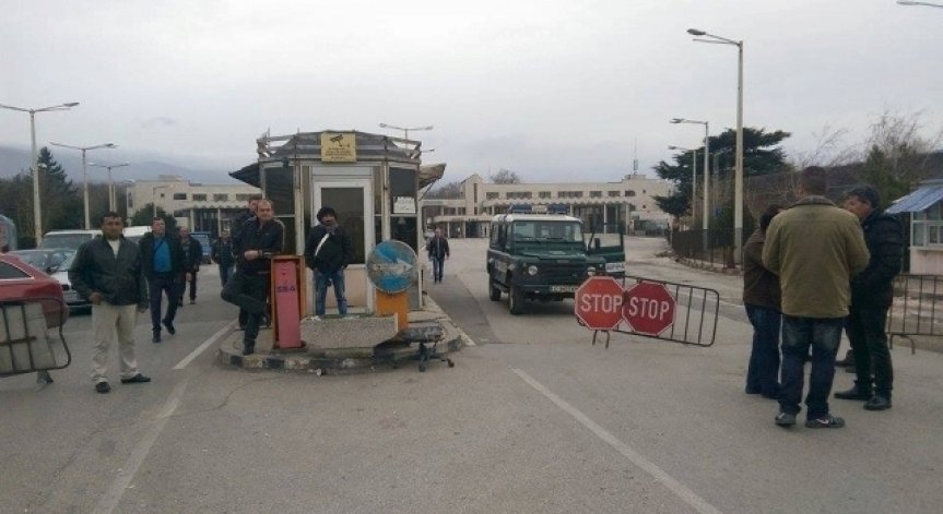 Облекчават трафика за българи при блокадата на границата с Гърция