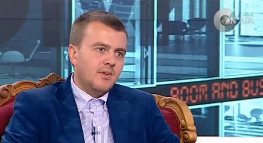 Петър Ганев: Очевидно има пристрастяване към дефицитното харчене