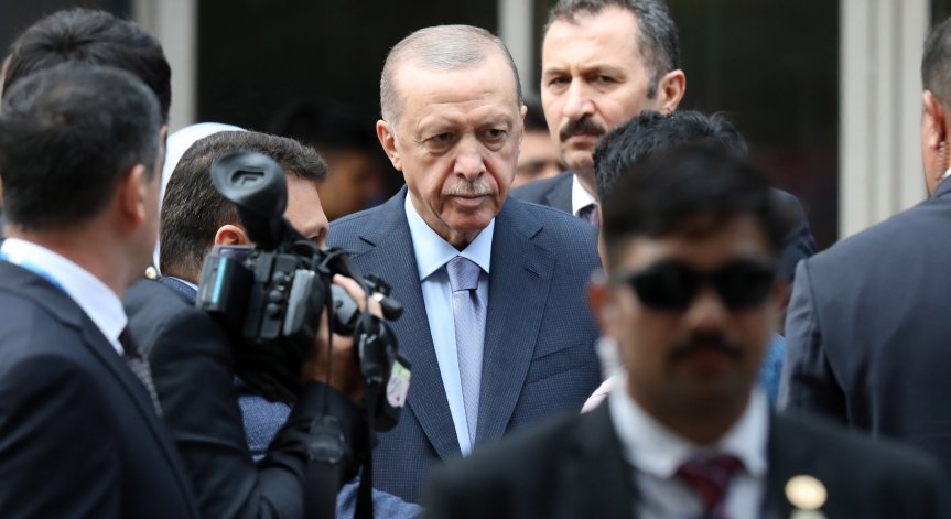 Ердоган: Само Путин и Зеленски могат да определят кога войната ще приключи