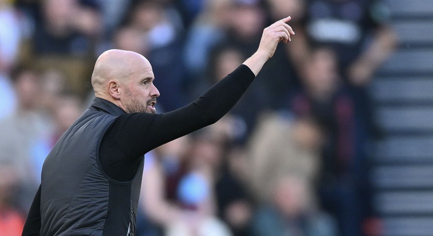 54-годишният Тен Хаг бе назначен през април 2022 година.