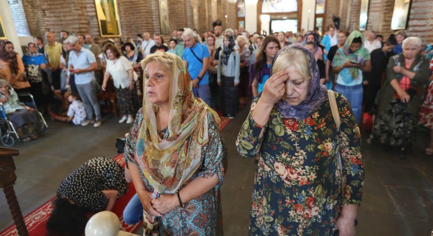 На 15 септември се отбелязват няколко празника.