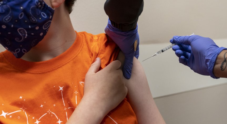 СЗО: Острата фаза на пандемията ще приключи, ако 70% от населението в света е ваксинирано