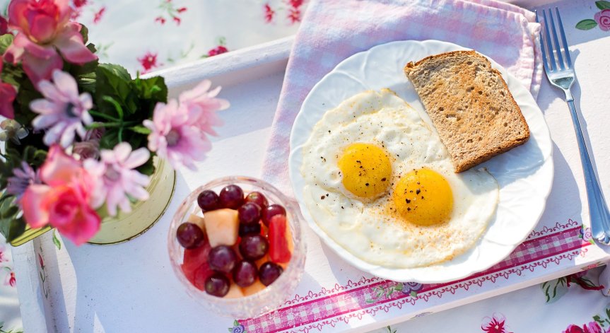Защо е препоръчително закуската ни да включва яйца?