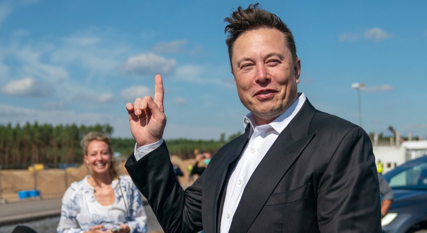 SpaceX уволни служители заради критично писмо към Мъск и правилата на компанията