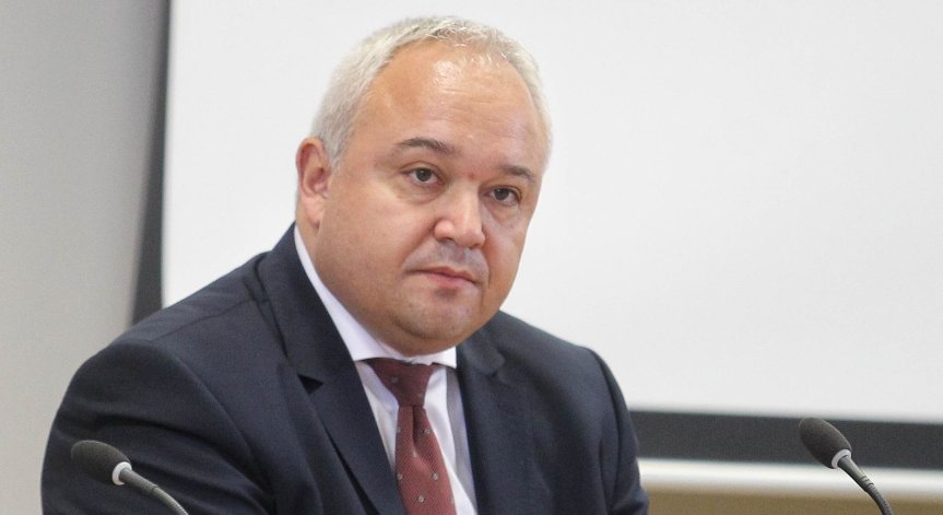 Шефът на МВР хвърли бомба: Партийни лидери и политици са уличени в корупция