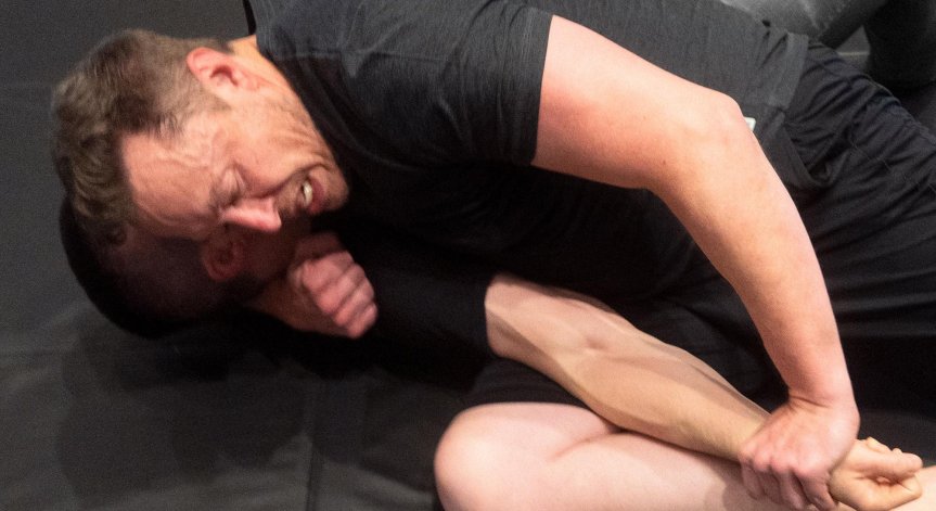 Мъск се готви все по-усилено за мача със Зукърбърг. В клетка ли ще се бият?