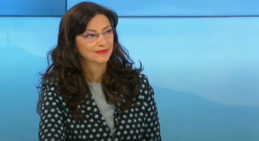 Милена Милотинова: Дебатът между Пендаровски и Силяновска беше за България