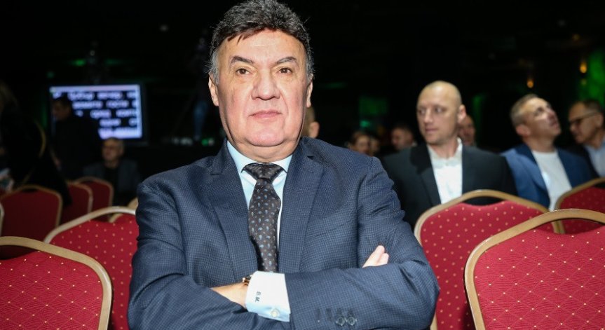 Борислав Михайлов ще се обяснява пред депутати за безредиците при мача с Унгария