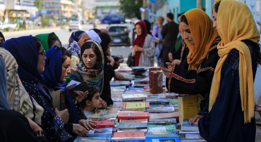 Талибаните отхвърлиха призива на ООН за отмяна на ограниченията за жените