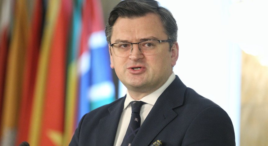 Кулеба: Путин е терорист, който преговаря за мир с ракети