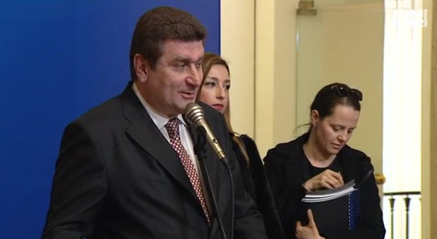 Златев нямал нищо общо с търга за 