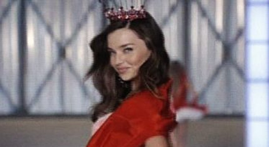 Сутиен за $2.5 млн. представи Victoria’s Secret  на грандиозно шоу
