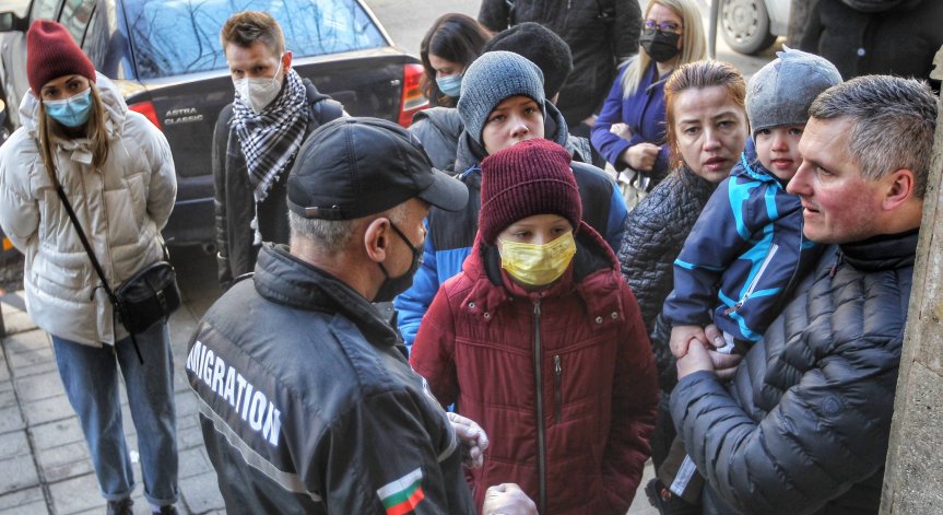 52 000 украинци останаха в страната ни, 20 000 от тях са деца