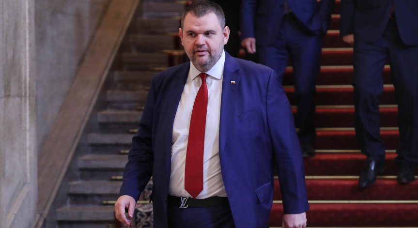Пеевски към мюсюлманите за Рамазан: Нека заедно направим България силна и модерна държава