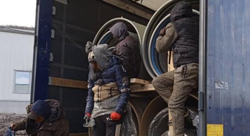 Гранични полицаи откриха мароканци на 