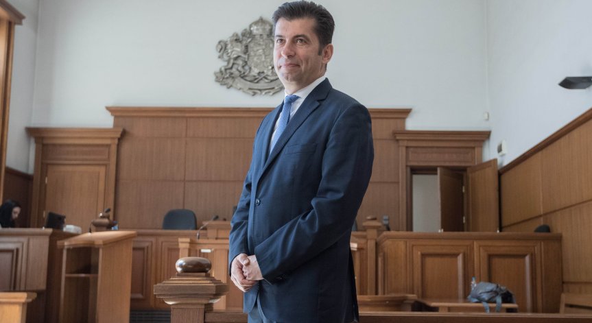 България има нужда от свободни хора, изтъкна Петков.