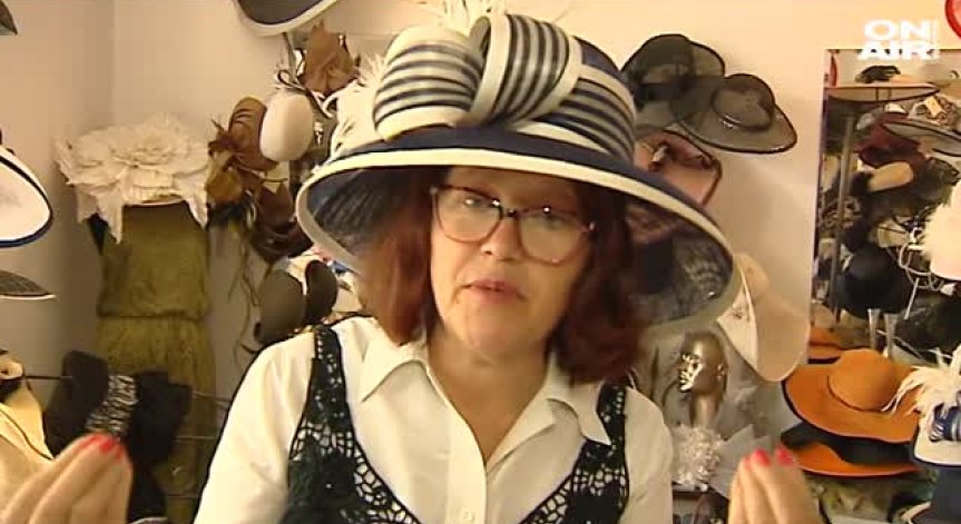 В царството на шапките с Ирина Сардарева