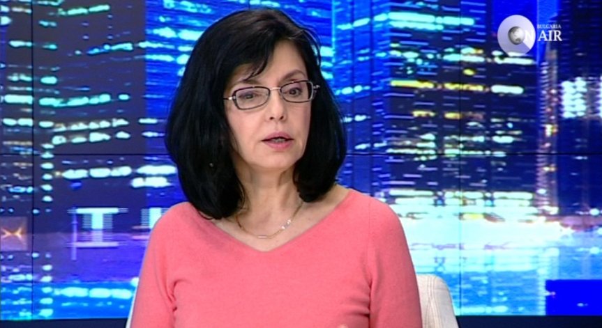 Кунева: ЕС откупи с финансова помощ за Киев липсата на санкции към Русия