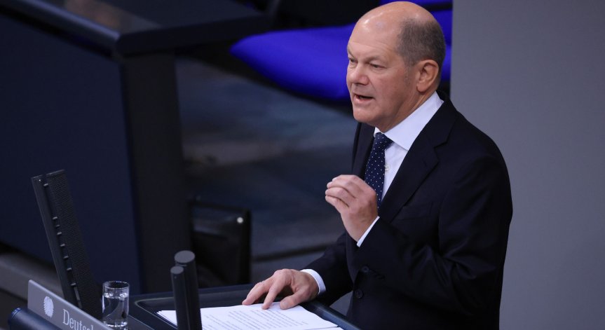 Шолц поиска по-добри правила за получаване на германско гражданство