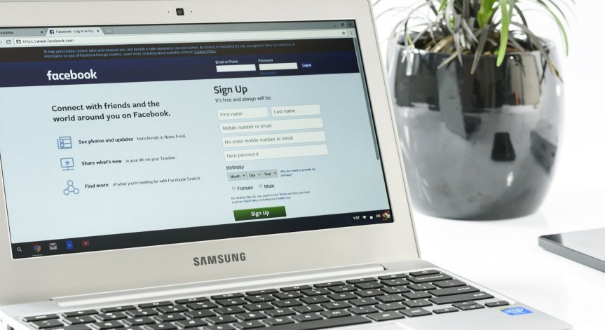 Служителите на Facebook могат да работят от вкъщи до юли 2021 г.