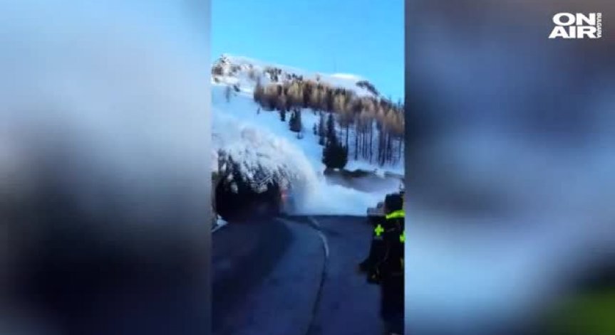 Лавина се стовари върху пешеходци във френски курорт