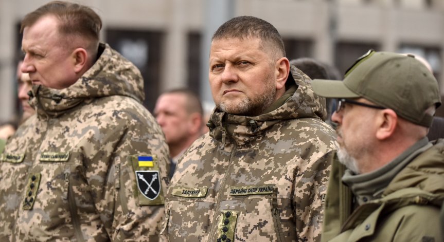 Липсата на оръжия забавя украинската контраофанзива. Залужни: Западът бави доставки