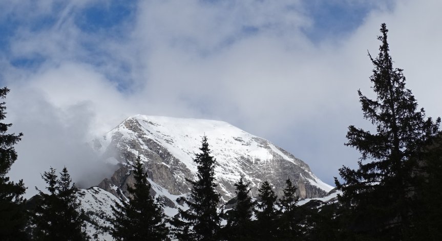 Прекратяват издирването на изчезналия турист в района на връх Вихрен