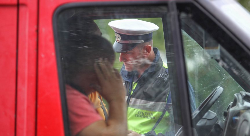 Внимание, шофьори! Отнемат повече контролни точки при превишена скорост и алкохол