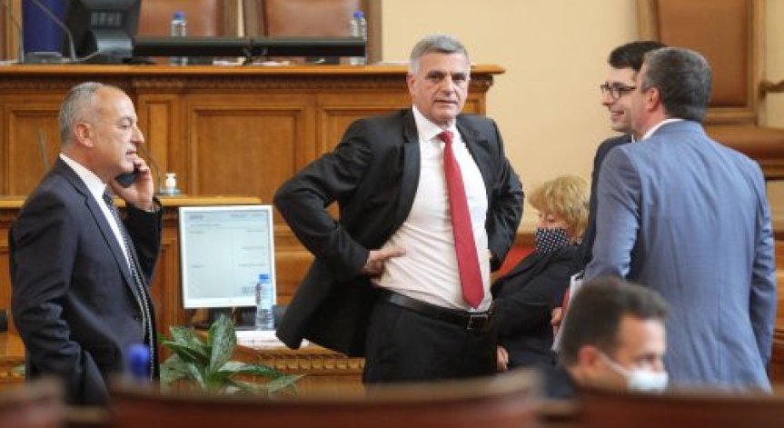 Премиерът Янев назначи двама зам.-министри на регионалното развитие 