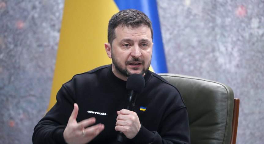 Зеленски възложи проучване: Може ли Русия да стане Московия на украински