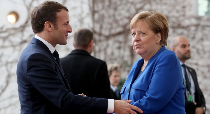 Меркел и Макрон: Европа изостава с мерките в битката с коронавируса