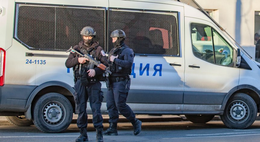 Боеприпаси без разрешително откриха в дома на апелативния прокурор на Варна