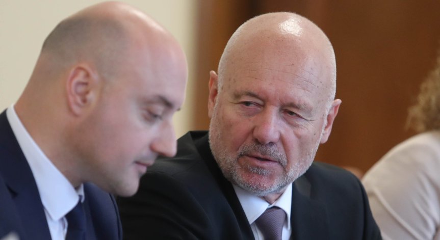 Тагарев: Помощ за Украйна е в приоритетите на МО, трябва ни стабилност в региона