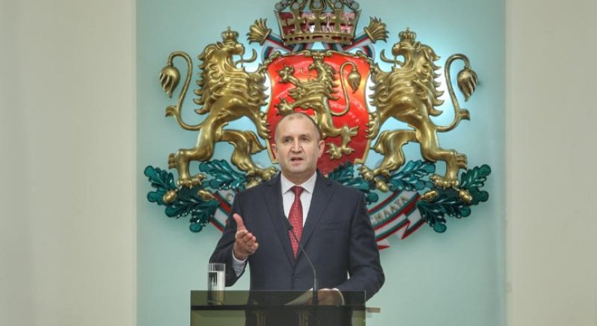 Румен Радев сезира Конституционния съд заради специалния прокурор