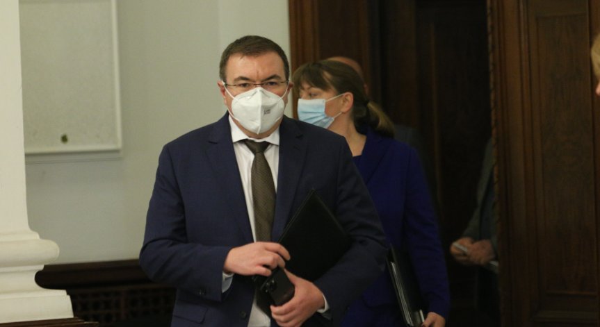 Официално: Новите мерки влизат в сила от 23:30 часа в петък