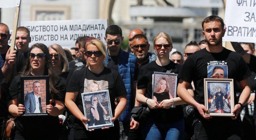 Демонстрацията последва отказа на семействата да се срещнат с Християн Мицкоски.