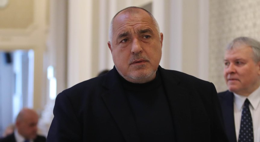 Борисов: Осъждам вандалския акт срещу сградата на ЕК в София