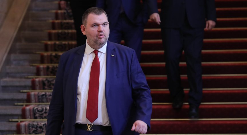 Пеевски отправи призив към журналистите.