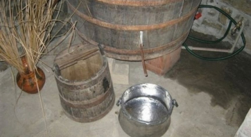 Общините ще контролират варенето на домашна ракия