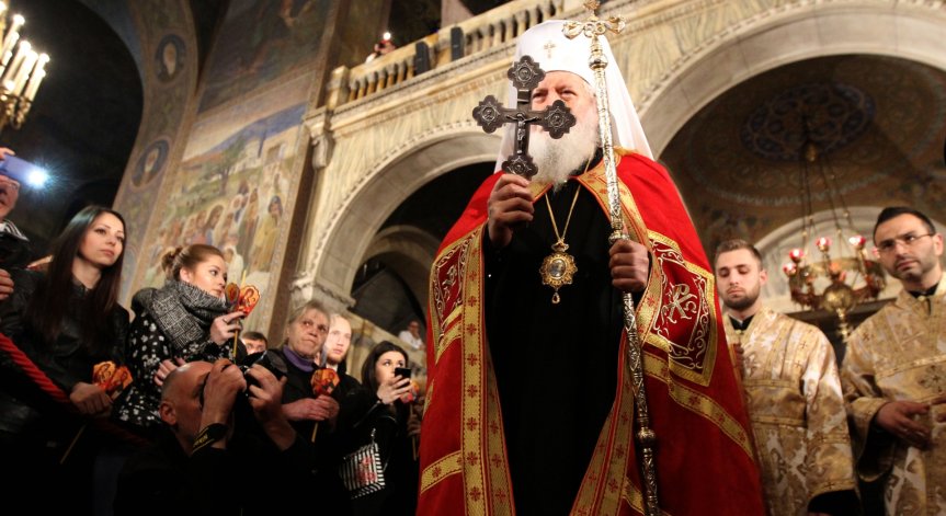 †Неофит: Нямаме право да скърбим, Възкресение е!