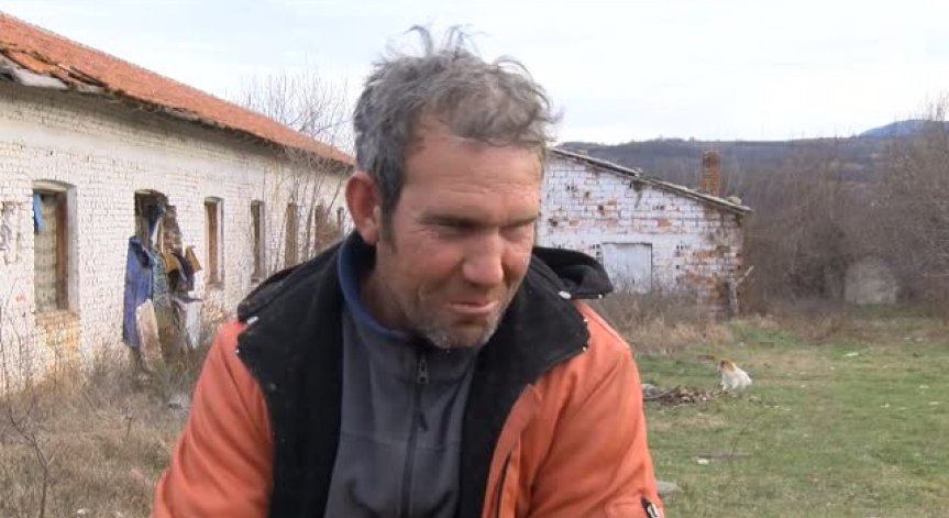 Мъж може да остане сам и на улицата за Коледа