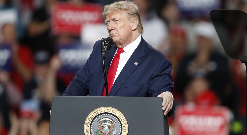 Камарата в САЩ ограничи правата на Тръмп за военни действия в Иран