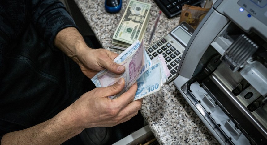 Някои банки спират да предлагат срочни депозити, въвеждат такса 