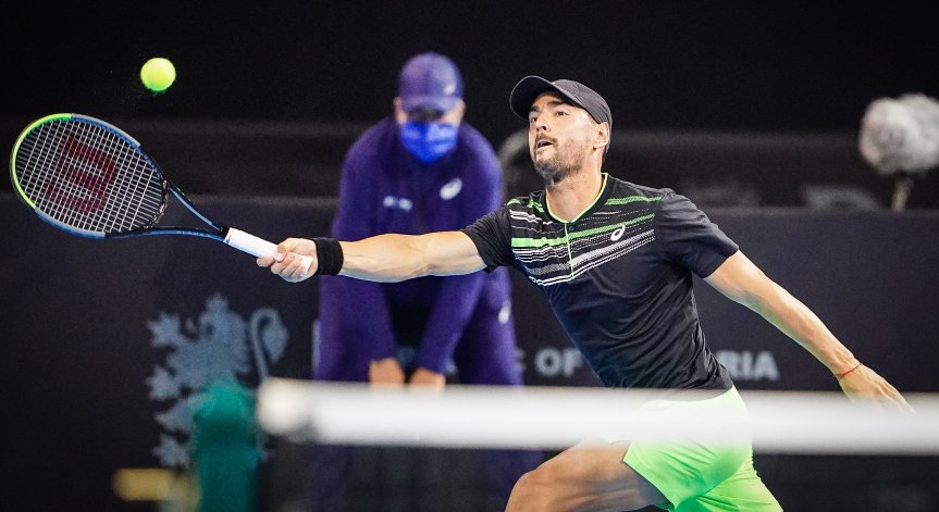 Димитър Кузманов победи номер 61 в света след тричасова битка в София