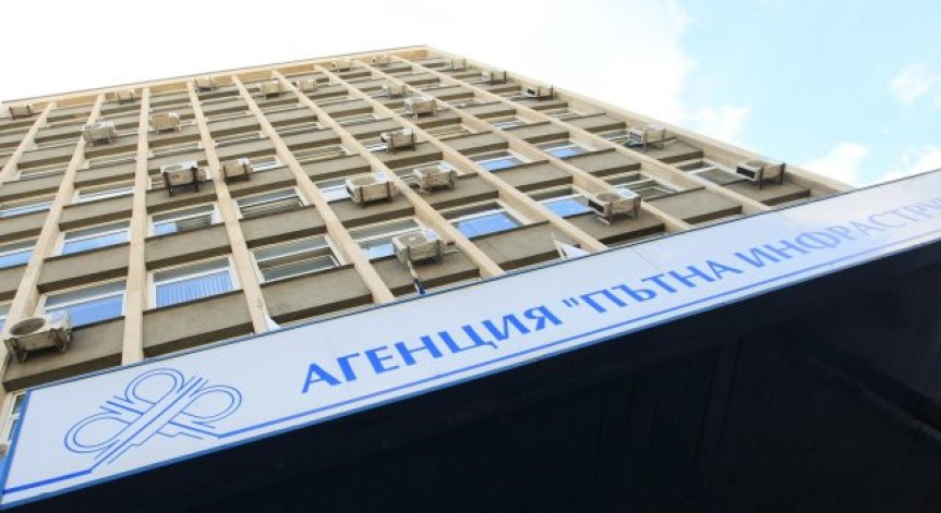 Важно за шофьорите! АПИ предвожда два големи ремонта